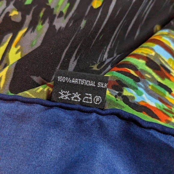 Robin Ruth Silk Head Scarf ~ Hair Wrap ~Driving Scarf 🌴 - Picture 5 of 12